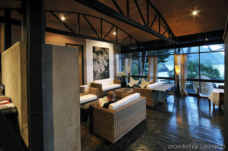 Crusoe Island Lodge — 4-Star Luxury Hotel in Valparaiso, Chile