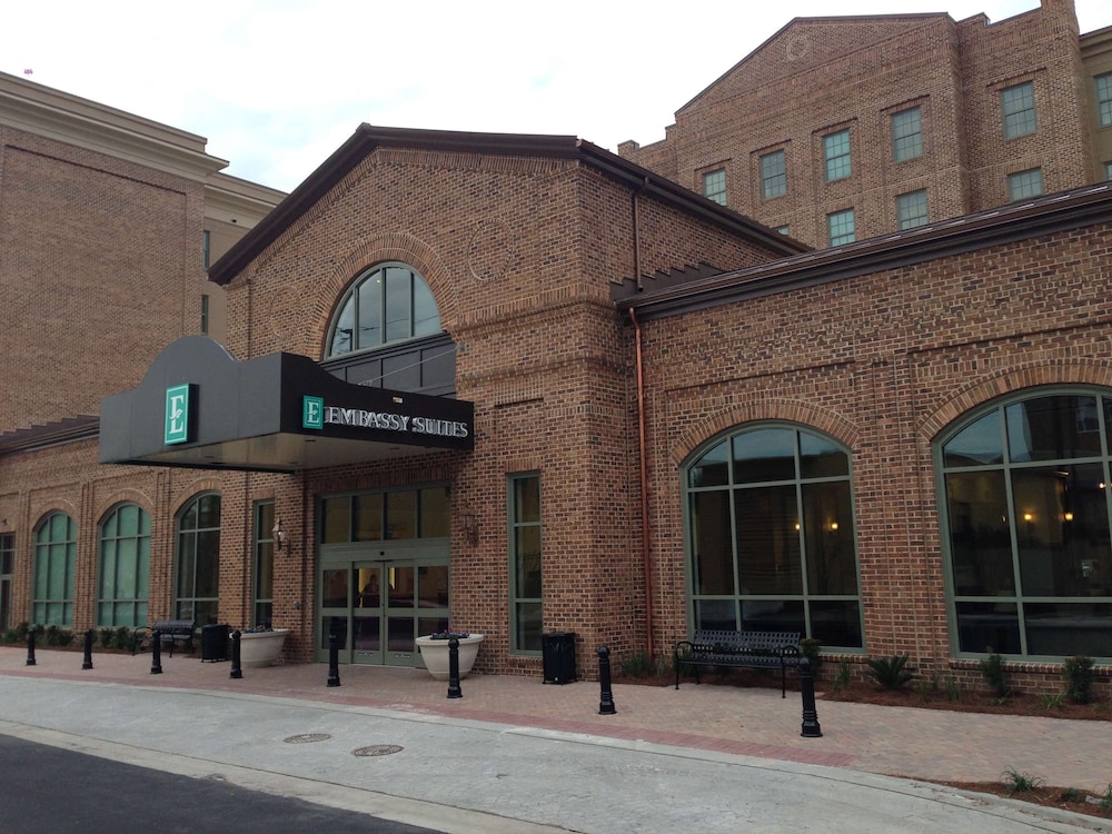 Embassy Suites by Hilton Savannah Historic District - photo 52