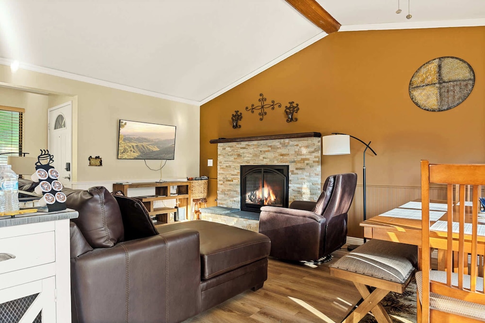 The Leehive Near Lake Arrowhead Village in Lake Arrowhead, United States