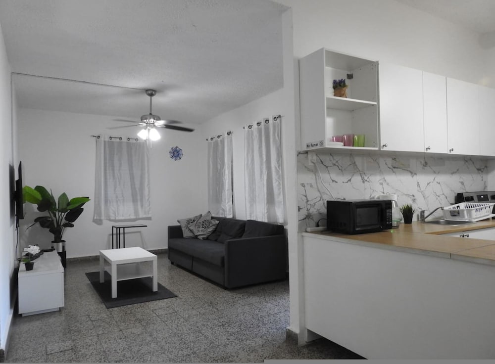 Casa del Sol Unit B — 4-Star Luxury Hotel in Bayamon, Puerto Rico