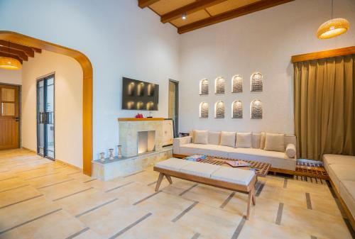 SaffronStays Moringa Valley Cedar Villa — 4-Star Luxury Hotel in Udaipur, India