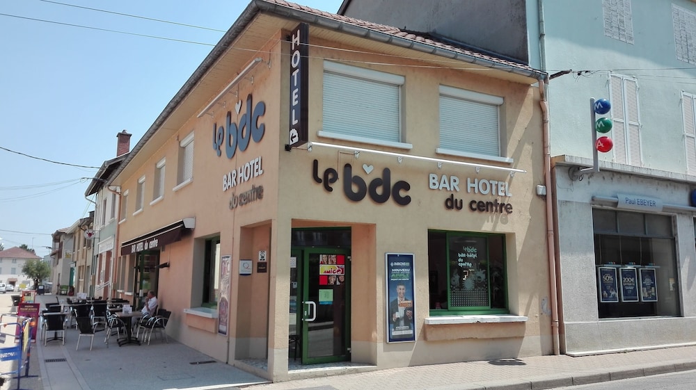 Bar Hotel Du Centre — hotel in Montrevel-En-Bresse