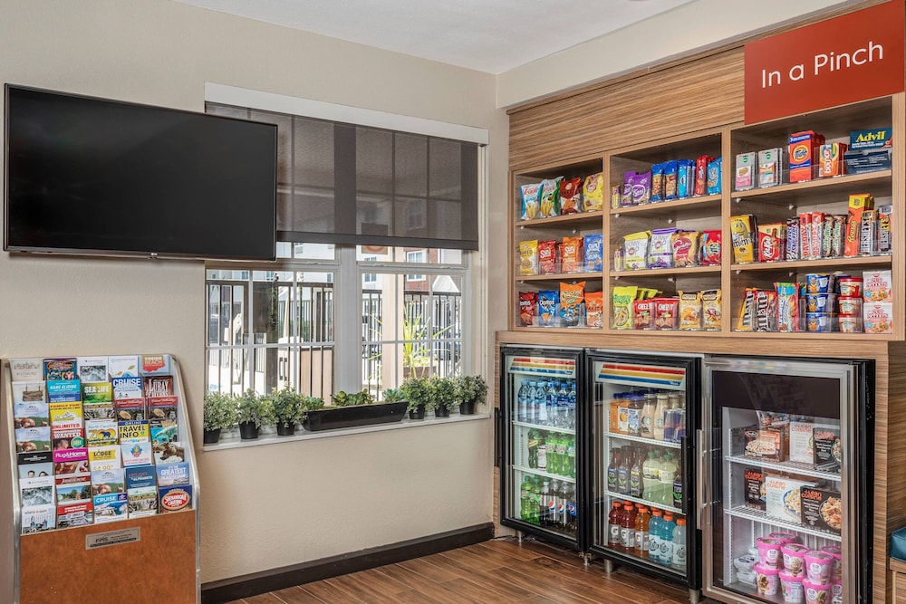 Towneplace Suites Charlotte Arrowood - photo 18