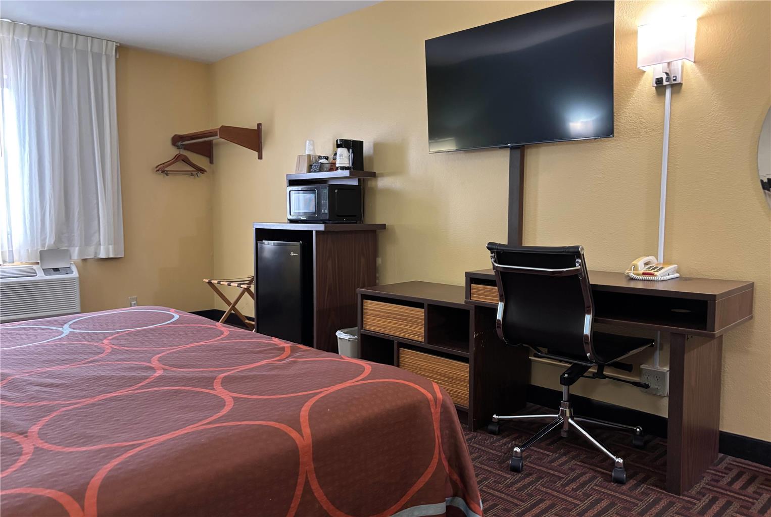 Super 8 by Wyndham Peoria - photo 15
