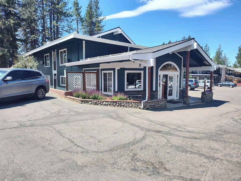 Bluelake Inn at Tahoe - photo 18