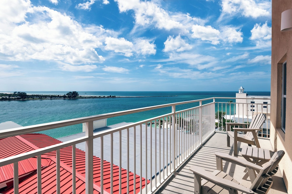 Hampton Inn & Suites Clearwater Beach - photo 68