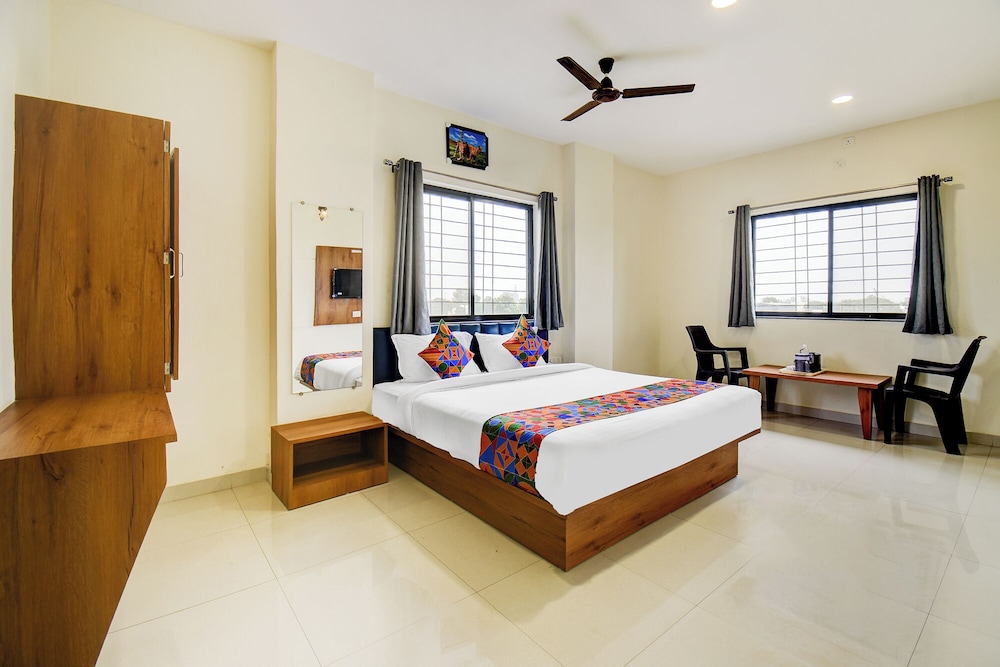 Fabhotel Sai Charan - last minute hotel in Pune