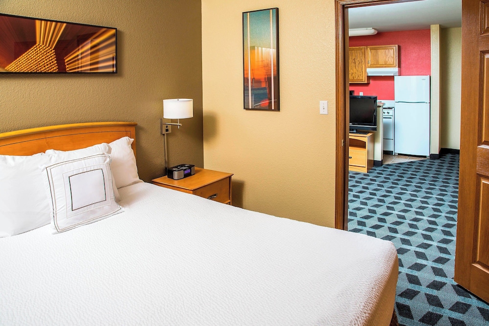 TownePlace Suites By Marriott Anaheim Maingate Near Angel Stadium - photo 13