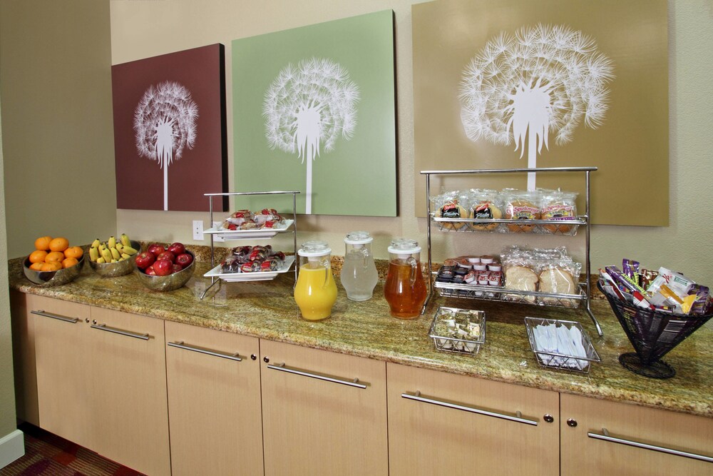 TownePlace Suites by Marriott San Jose Campbell - photo 10