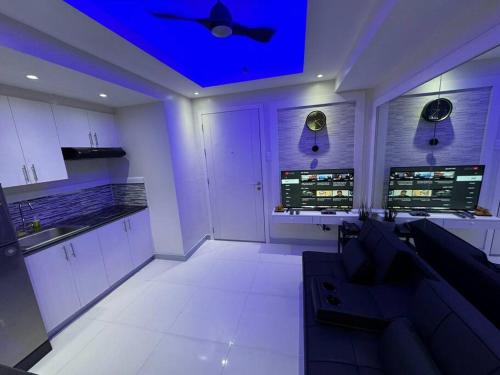 The Quin Place 1Br 200Mbps Wifi — 4-Star Luxury Hotel in Manila, Philippines