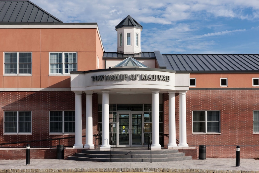Homewood Suites by Hilton Mahwah - photo 33