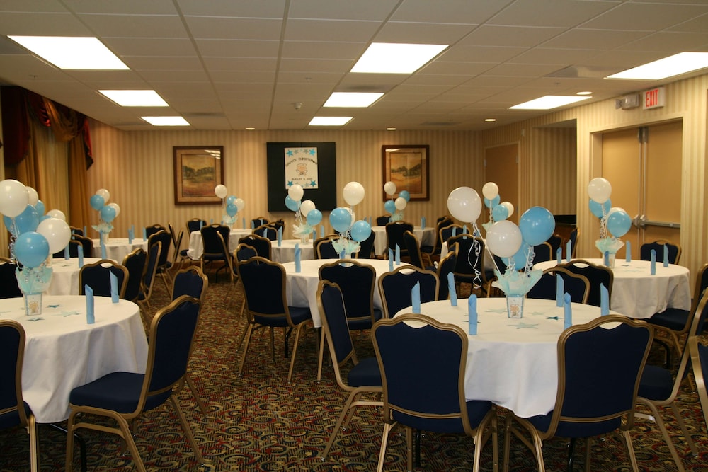 Hampton Inn & Suites Pittsburg CA - photo 106
