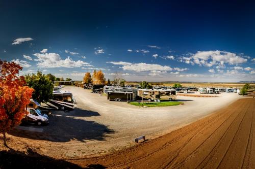 Blue Mountain RV Park - photo 5