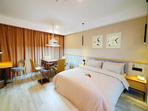 Up And In Yunnan Kunming Guandu Area Kunming School — hotel in Kunming