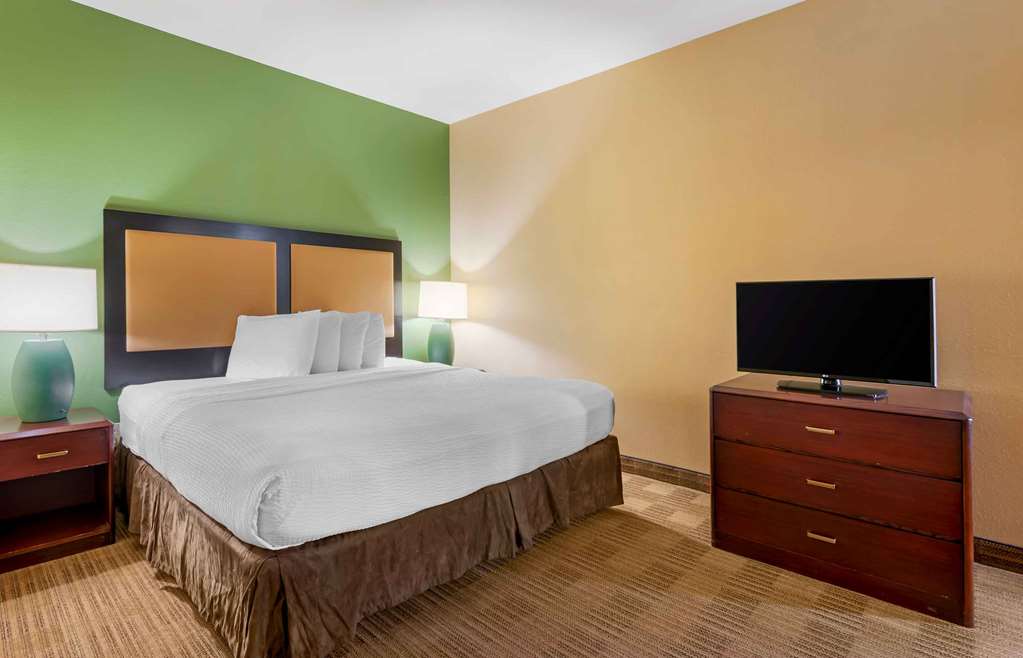Extended Stay America Overland Park Metcalf - photo 18