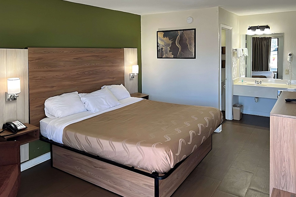Quality Inn Thomson - photo 9