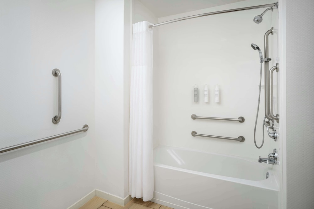 Hampton Inn by Hilton Plant City - photo 18