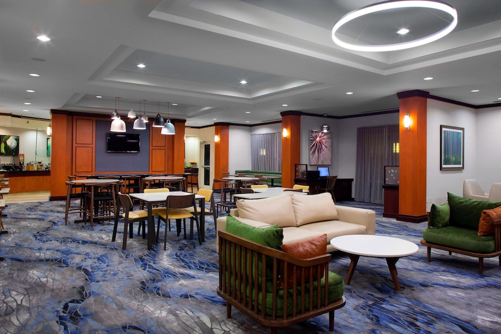 Fairfield Inn & Suites by Marriott Montgomery EastChase Pkwy - photo 2