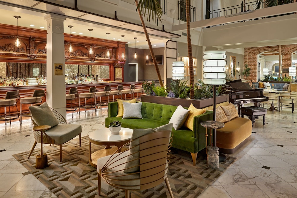 The Tremont House Galveston a Tribute Portfolio Hotel - photo 6