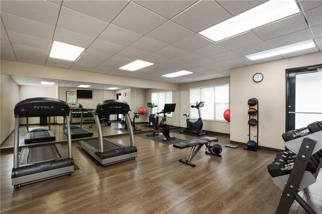 Hawthorn Extended Stay by Wyndham Naples - photo 12