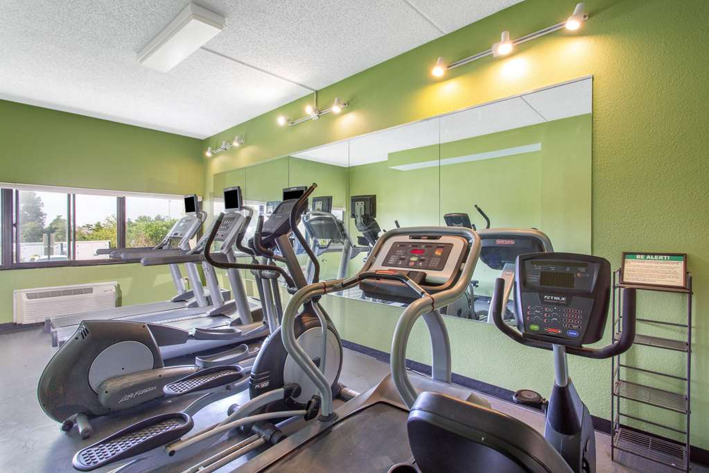 Days Inn by Wyndham Absecon Atlantic City Area - photo 8
