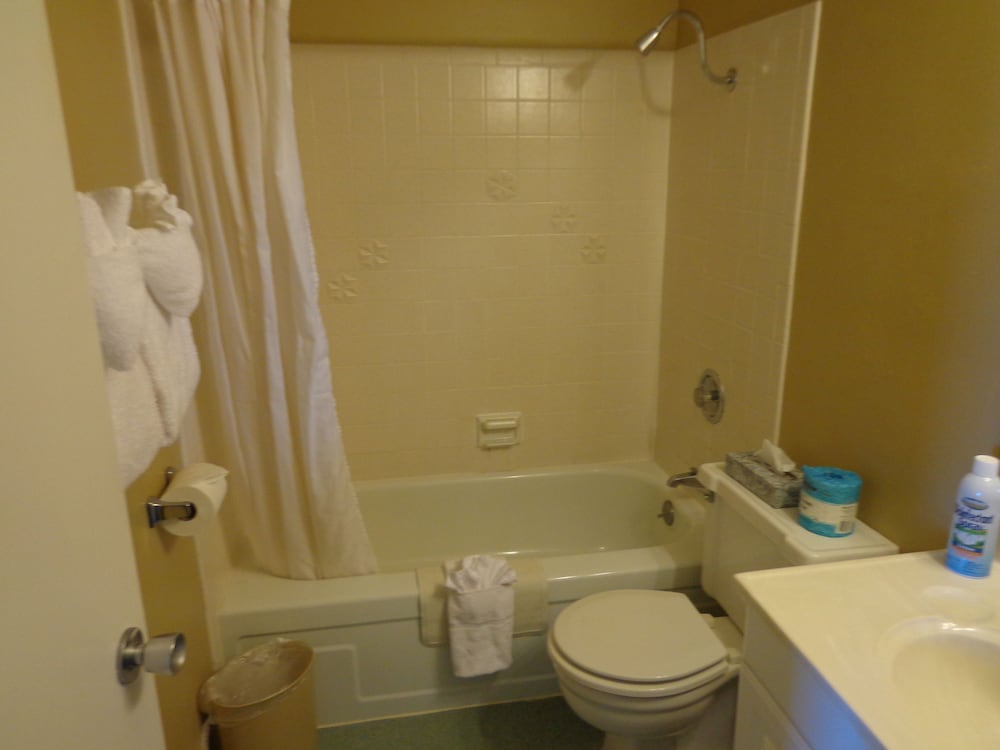 Ocean Shores Inn & Suites - photo 9