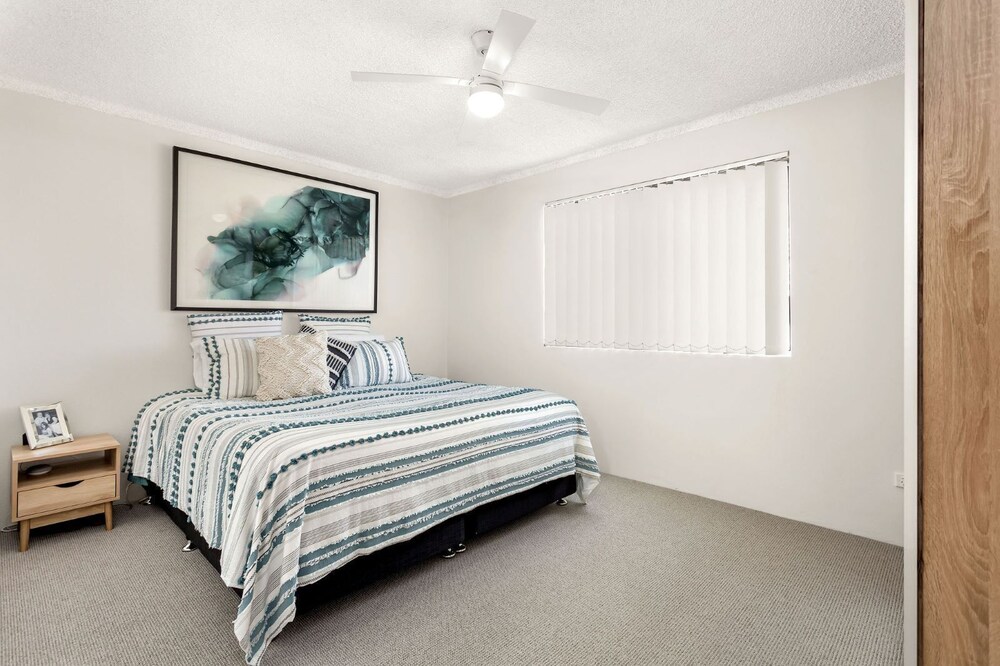 Aquarius 15 — carbon neutral stay, Forster