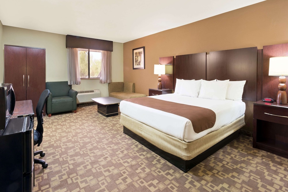 Rodeway Inn & Suites Chandler Phoenix South I 10 - photo 6
