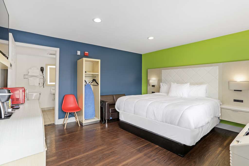 Signature Inn Berkeley - photo 25