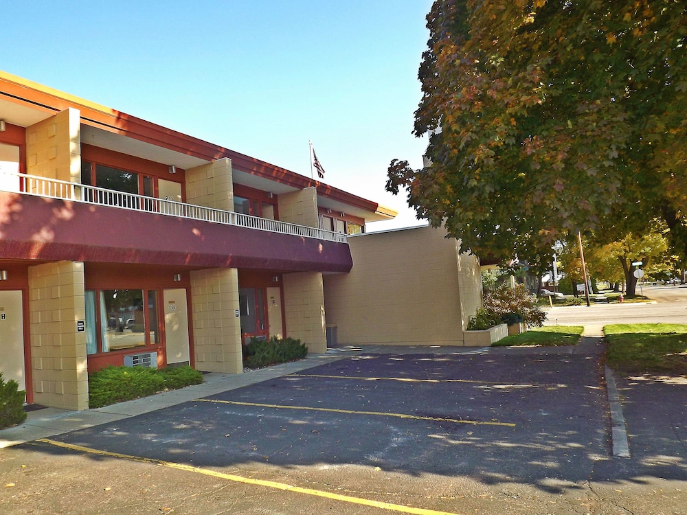 Travelodge by Wyndham Kalispell - photo 25