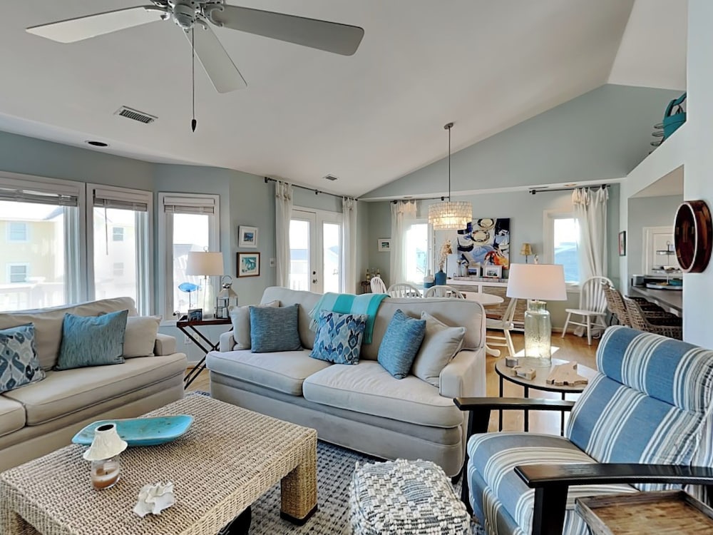 The Shell Collector — 4-Star Luxury Hotel in Santa Cruz, United States