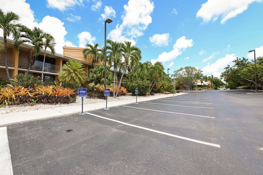 Hampton Inn Key Largo Manatee Bay - photo 51
