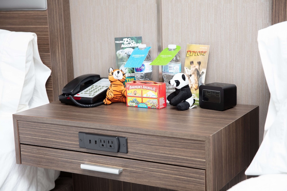 Hampton Inn Toledo Oregon - photo 5