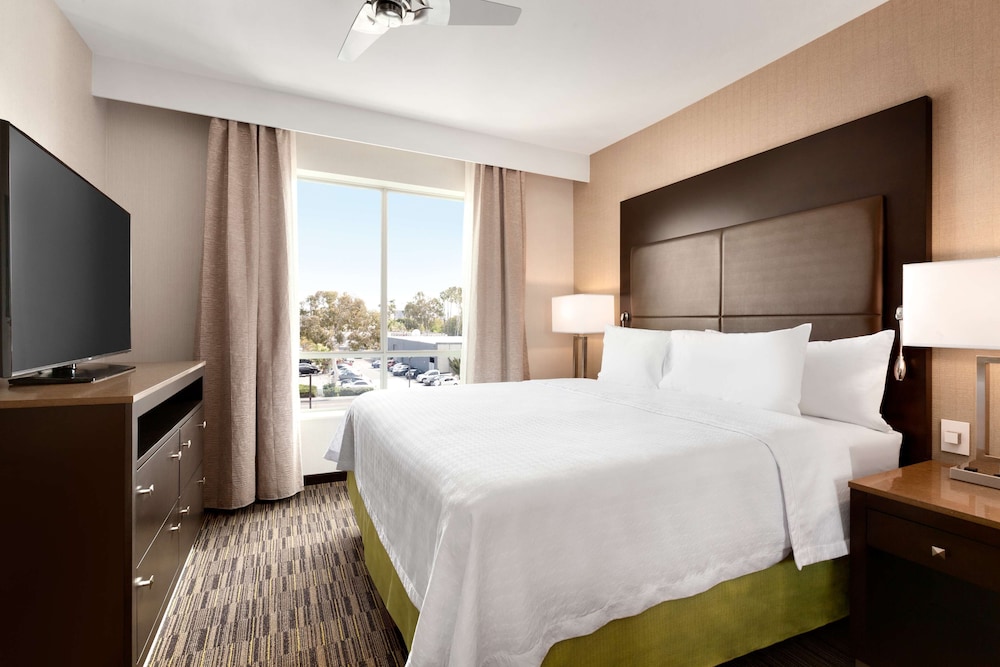 Homewood Suites By Hilton Irvine John Wayne Airport - photo 8