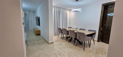 Maison de luxe dans une résidence fermée NR 63 Résidence Tamaris à Marina — 4-Star Luxury Hotel in Saidia, Morocco