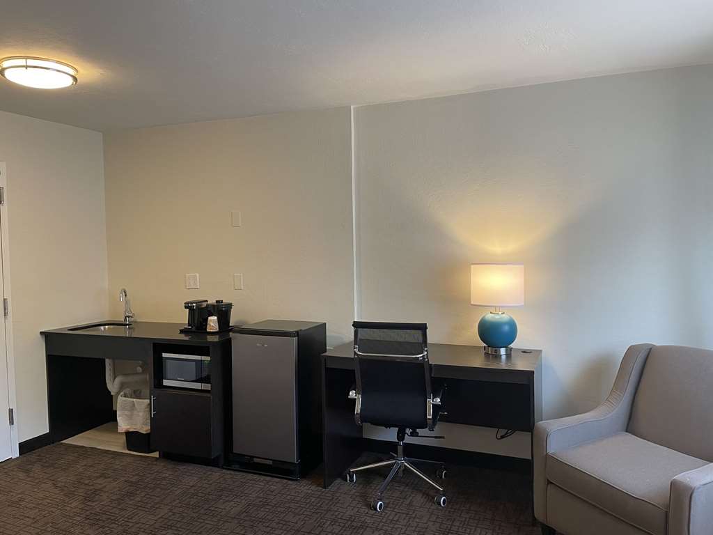Suburban Studios Melbourne Airport - photo 13