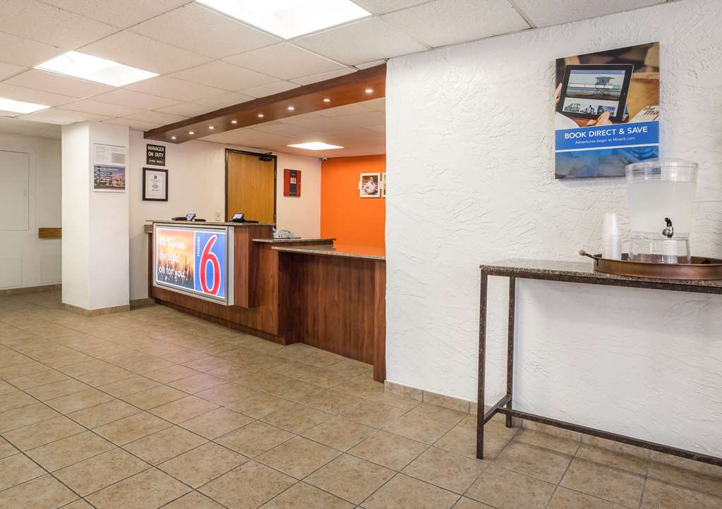Motel 6 Prospect Heights IL - photo 19