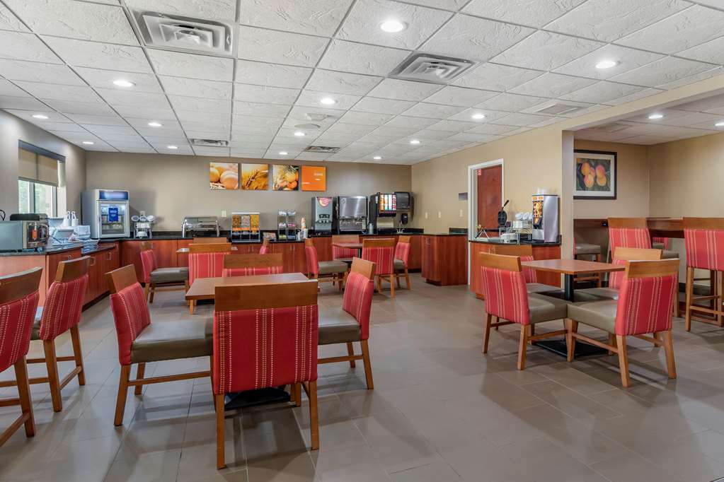 Comfort Suites Woodstock Atlanta North - photo 49