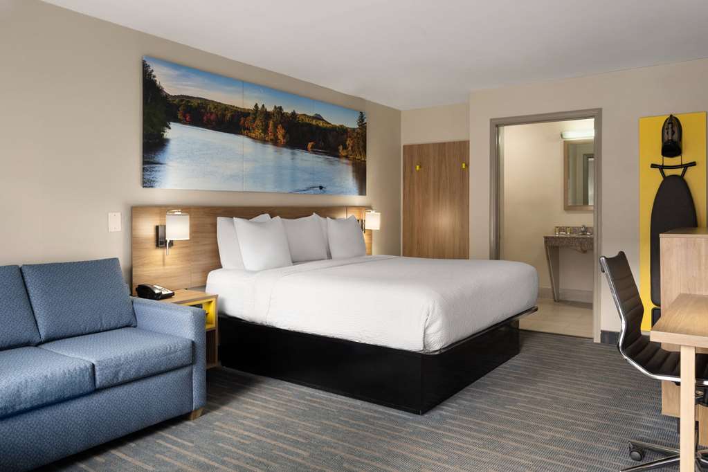 Days Inn by Wyndham Weldon Roanoke Rapids - photo 23