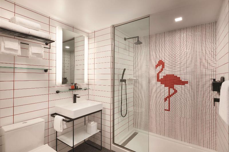 Kompose Boutique Hotel Miami Airport - photo 13