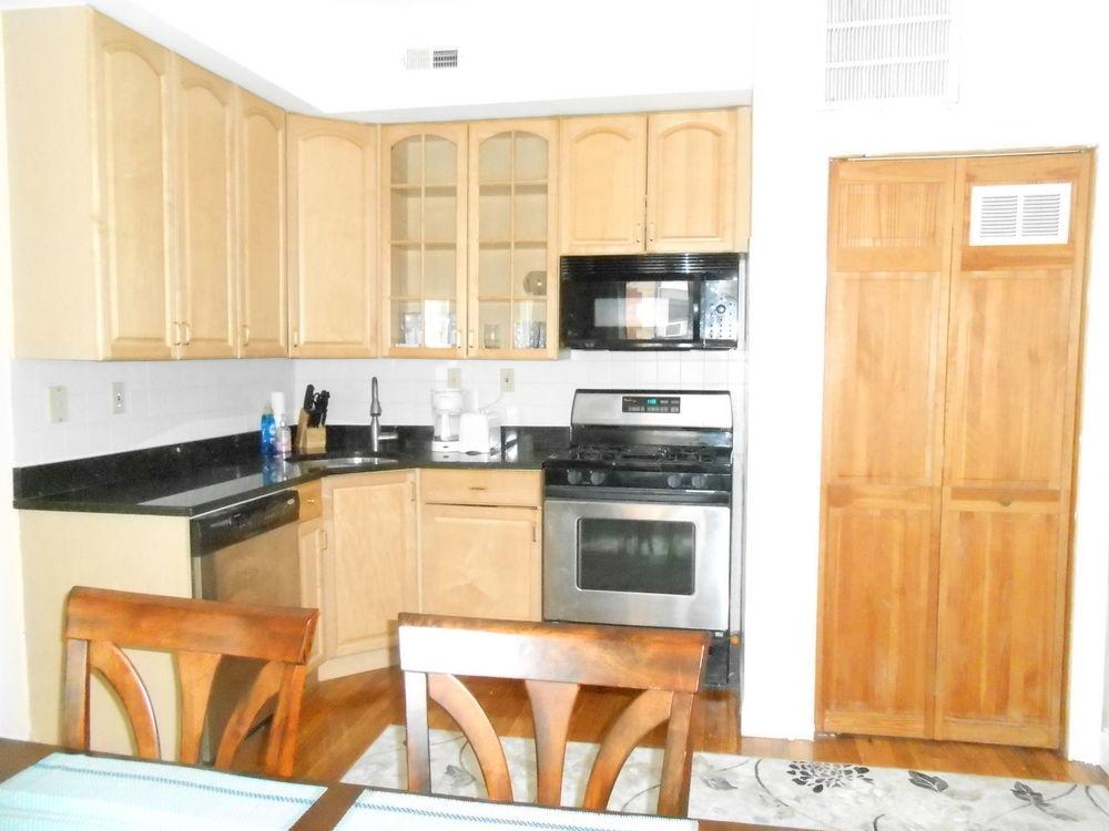 South End Brownstone - photo 16