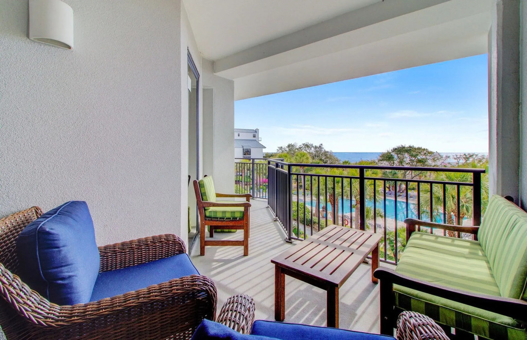 309 B Shipwatch by Avantstay Community Pool Access in Isle Of Palms, United States