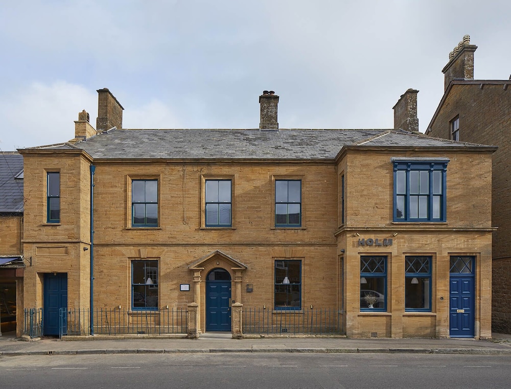 Holm Somerset pet-friendly hotel South Petherton