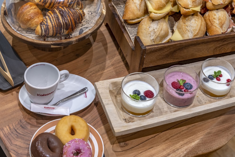 מזון ומשקאות