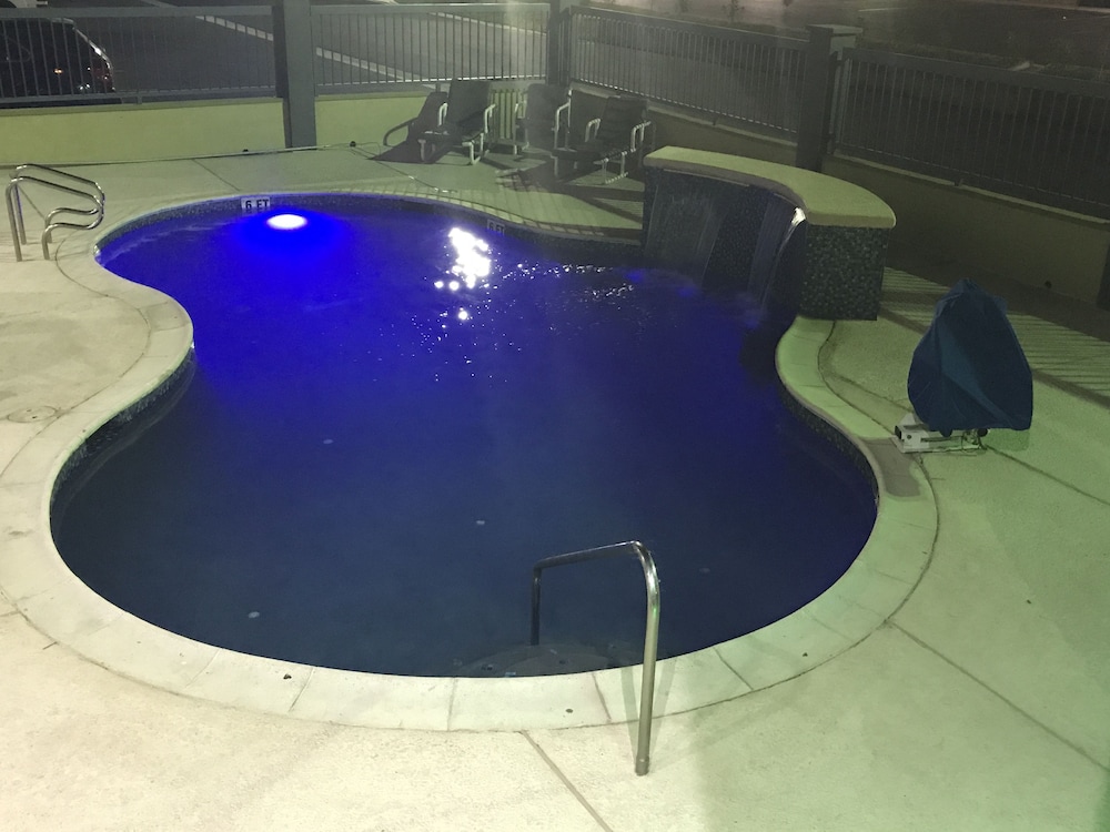 Texas Inn Airport McAllen - photo 32