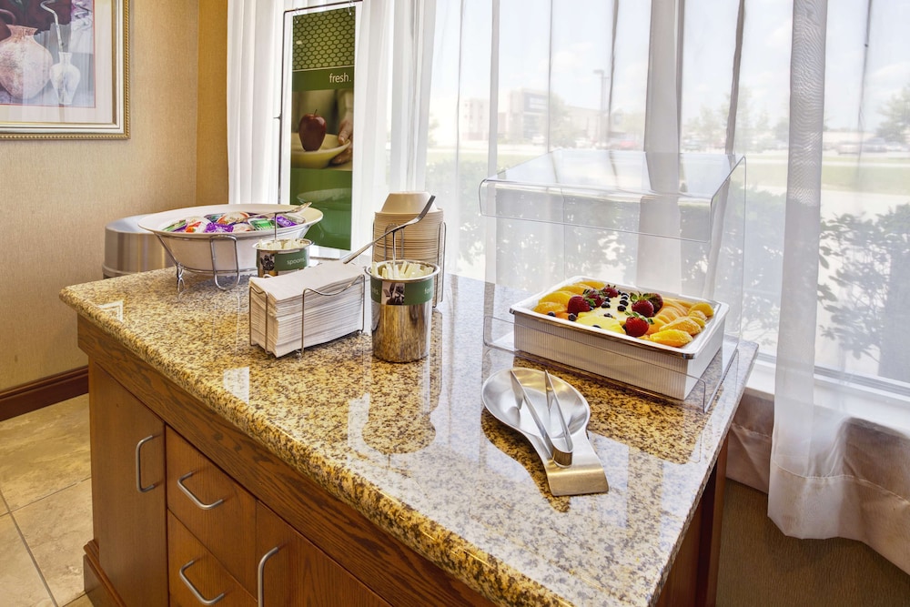 Hampton Inn Rutland - photo 59
