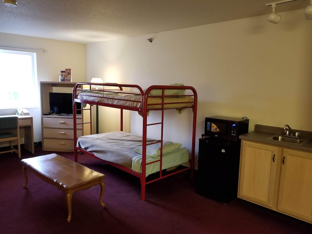 Bilmar Inn & Suites Dell Rapids Near Sioux Falls - photo 43