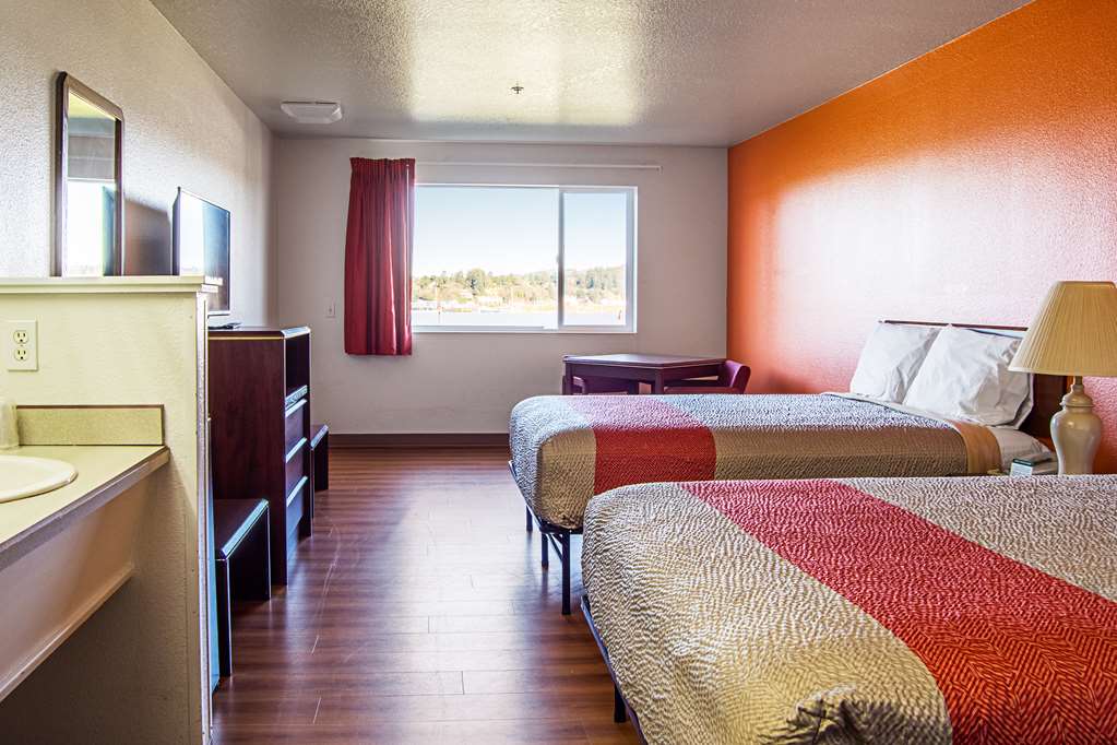 Motel 6 Newport OR - photo 22