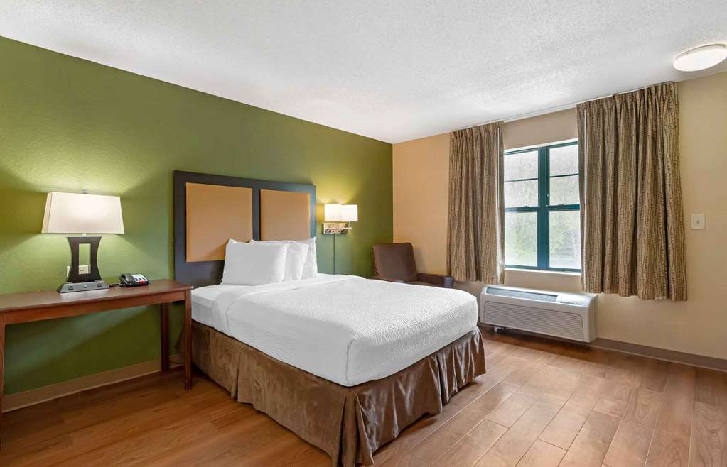 Extended Stay America Suites Atlanta Perimeter Crestline - photo 6