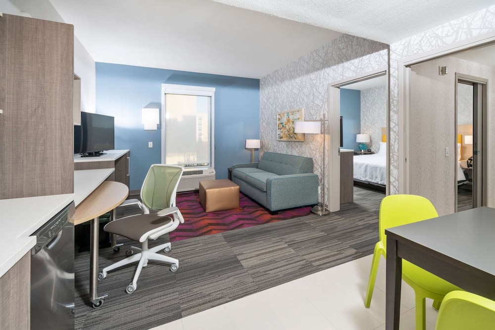Home2 Suites by Hilton Newark Airport - photo 7